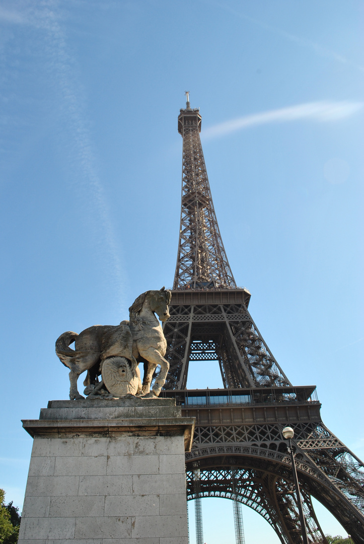 la tour eiffel