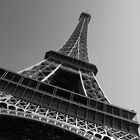 La Tour Eiffel á Paris en noir et blanc