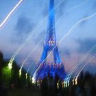 La Tour Eiffel en plein envol