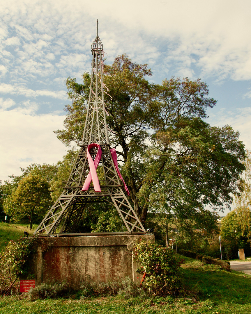 La Tour Eiffel gay