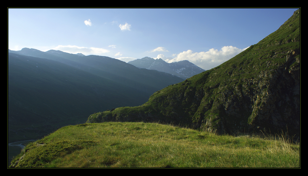 La tranquillità di una bella serata nelle montagne