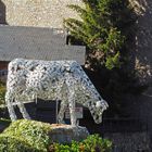 « La vache » du sculpteur andorran Toni Cruz