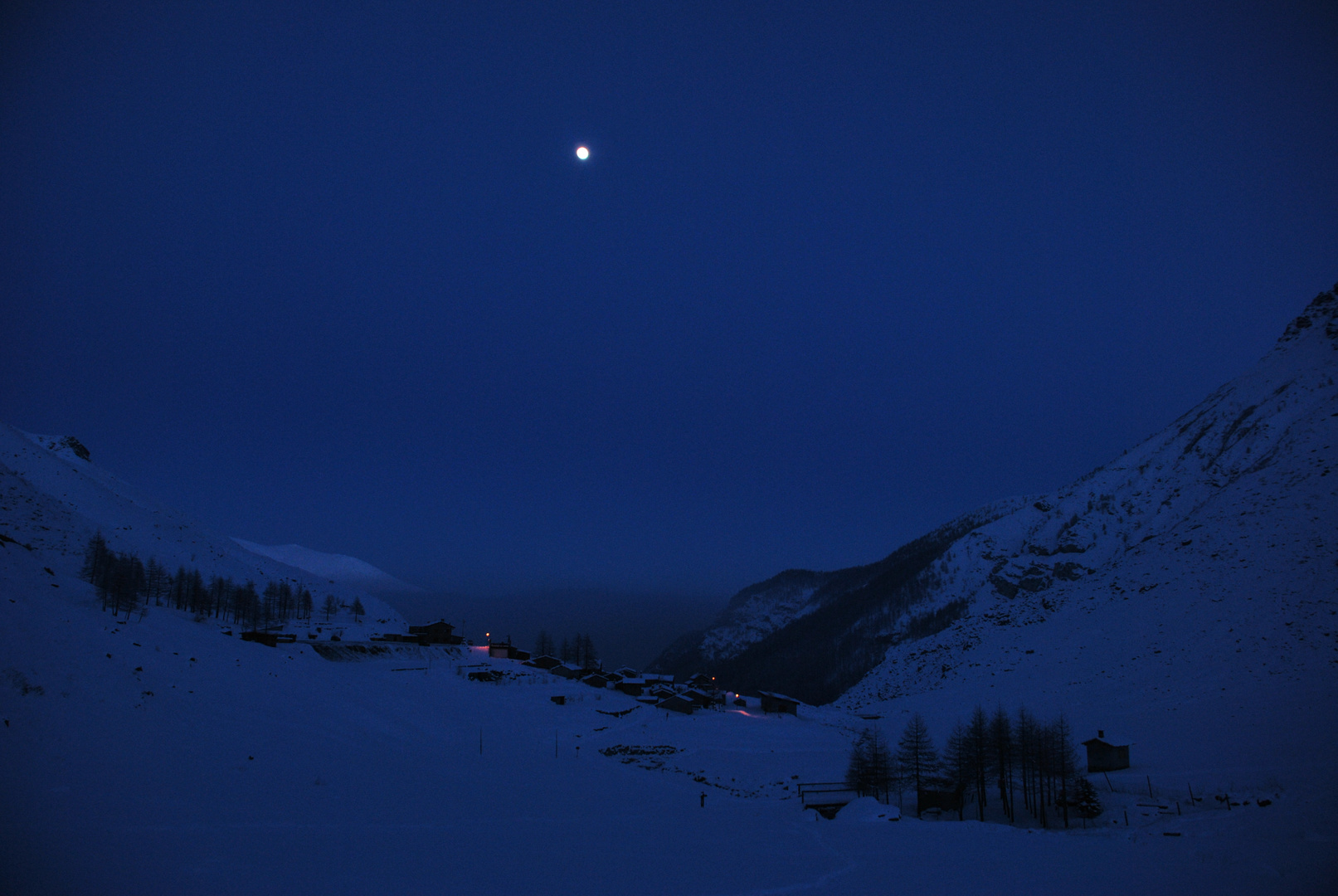 LA VALLE PO AL CHIAR DI LUNA