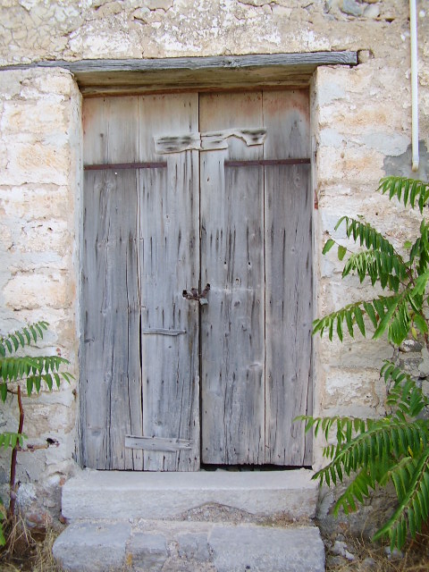 la vecchia porta della tonnara