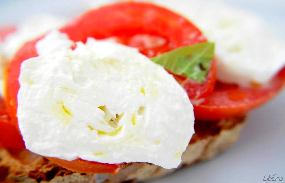 la vera mozzarella di bufala