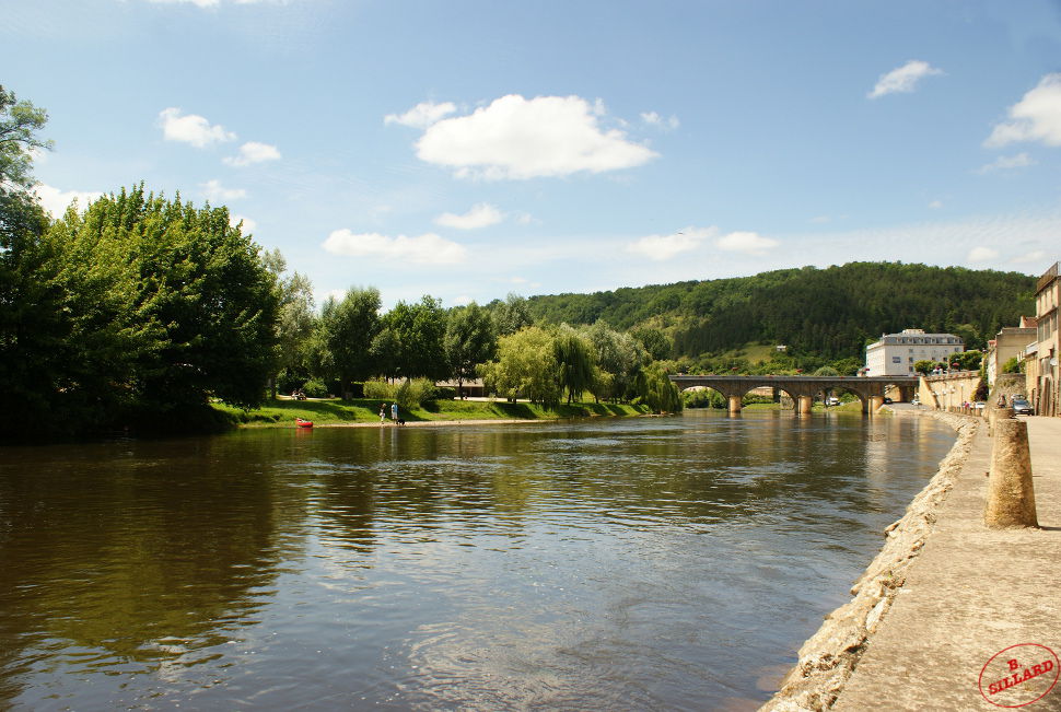 La Vézère coule tranquille