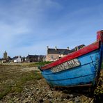 " La vieille plate bleue. "