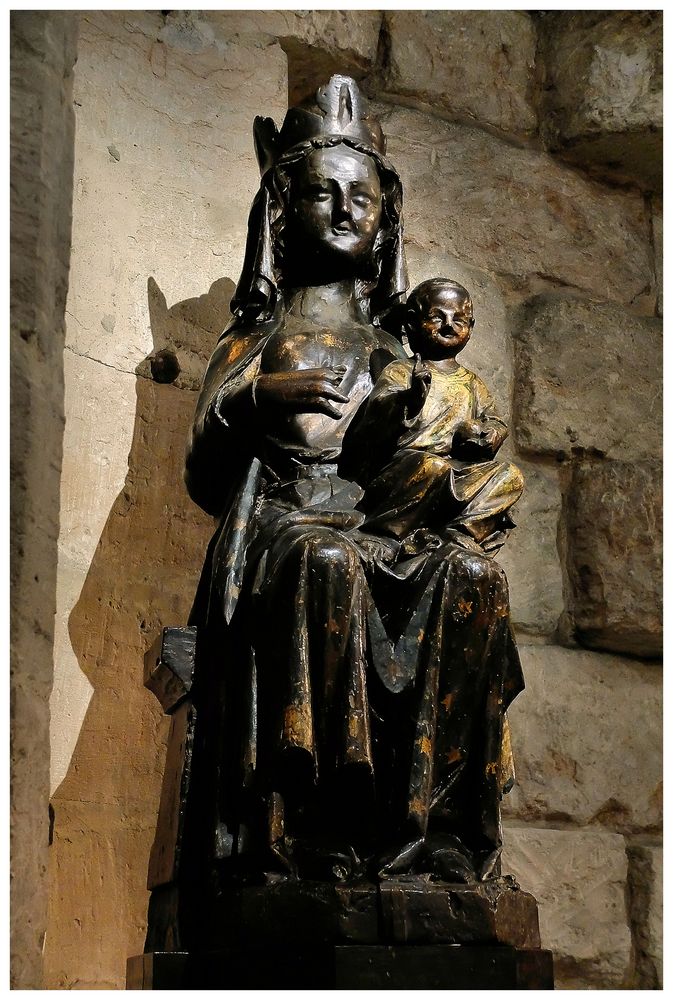 La Vierge noire photo et image statues, sculptures, marseille, sujets