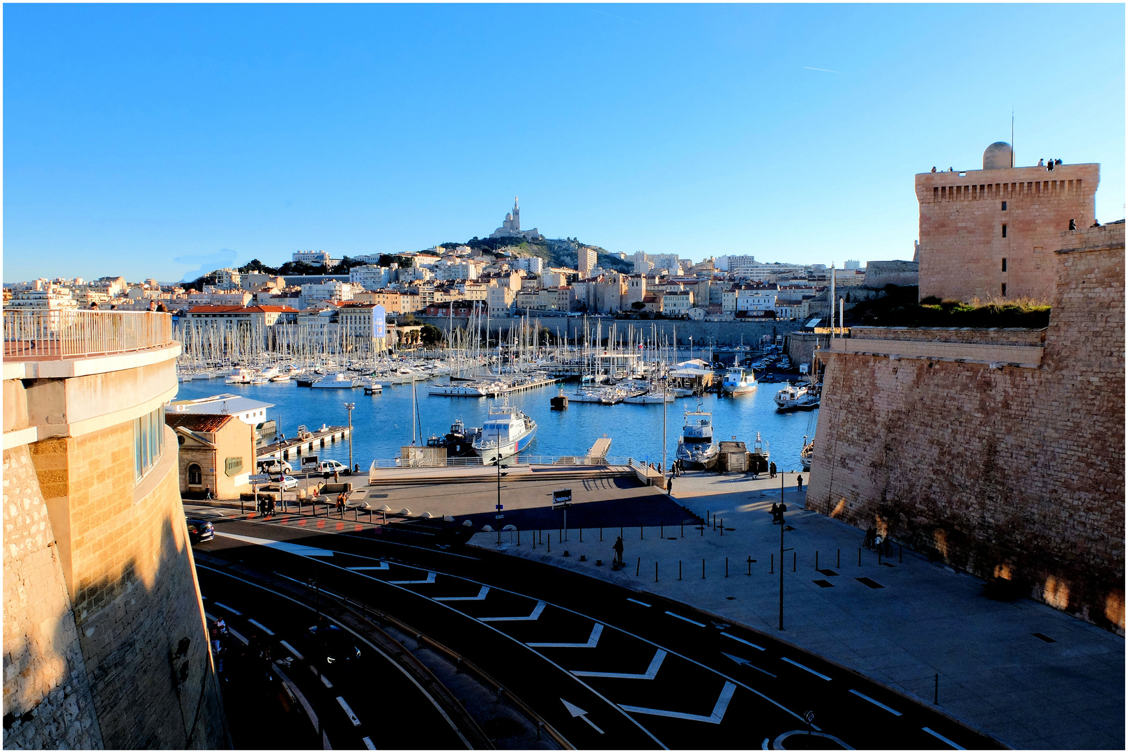 La ville au soleil