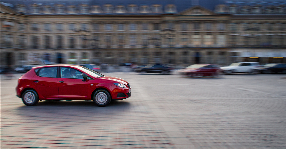 La voiture rouge *