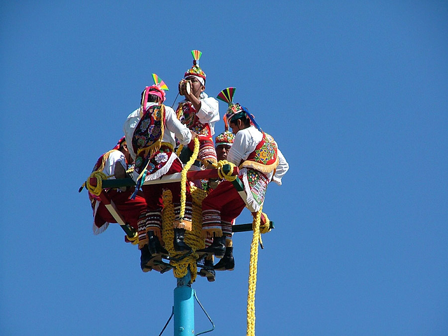 La Voladores