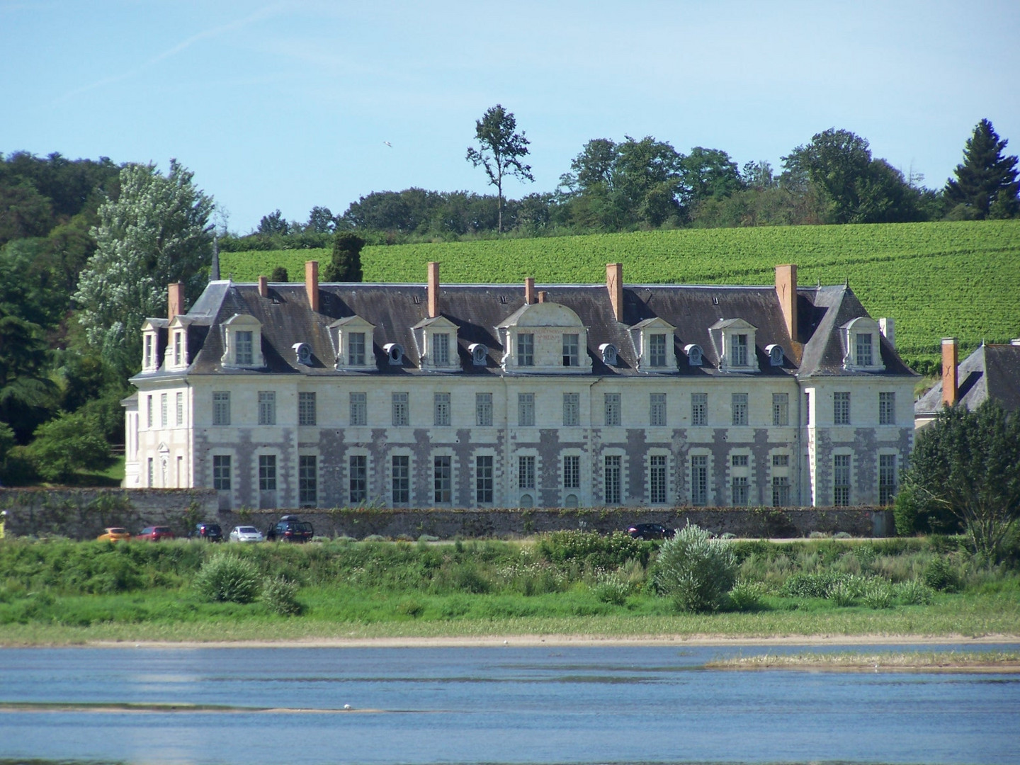 L'ABBAYE DE SAINT-MAUR (49)