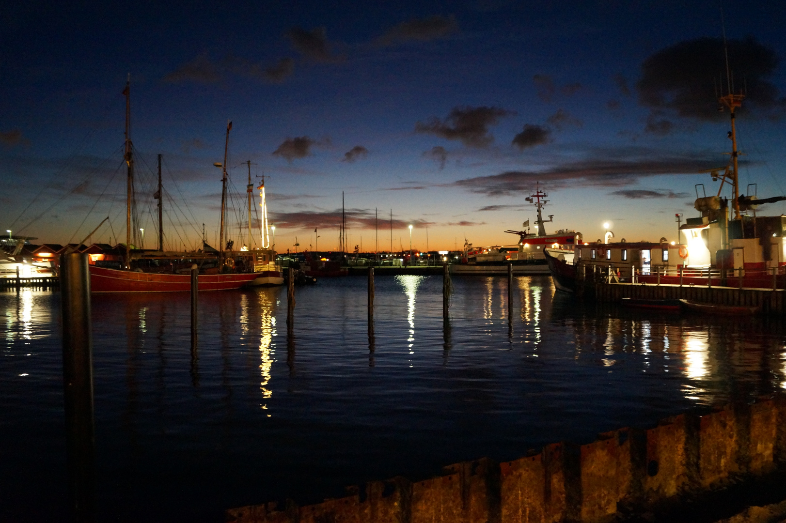 Laboe Anlegestelle bei Nacht