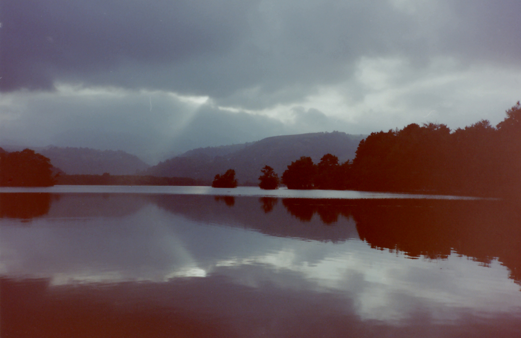 Lac Chambon, Auvergne, Frankreich 1990