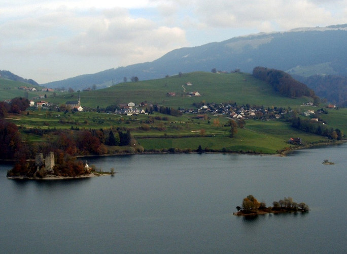 Lac de la Gruyere -CH- 3