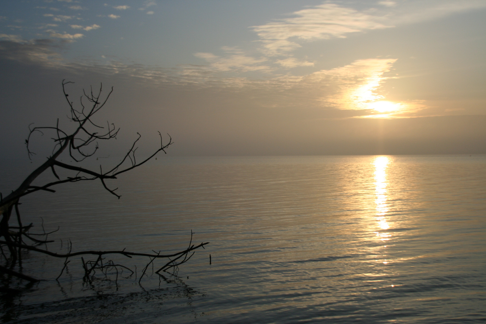 lac de maguide BISCAROSSE un 1er leve de soleil le 1 janvier 2009 n2