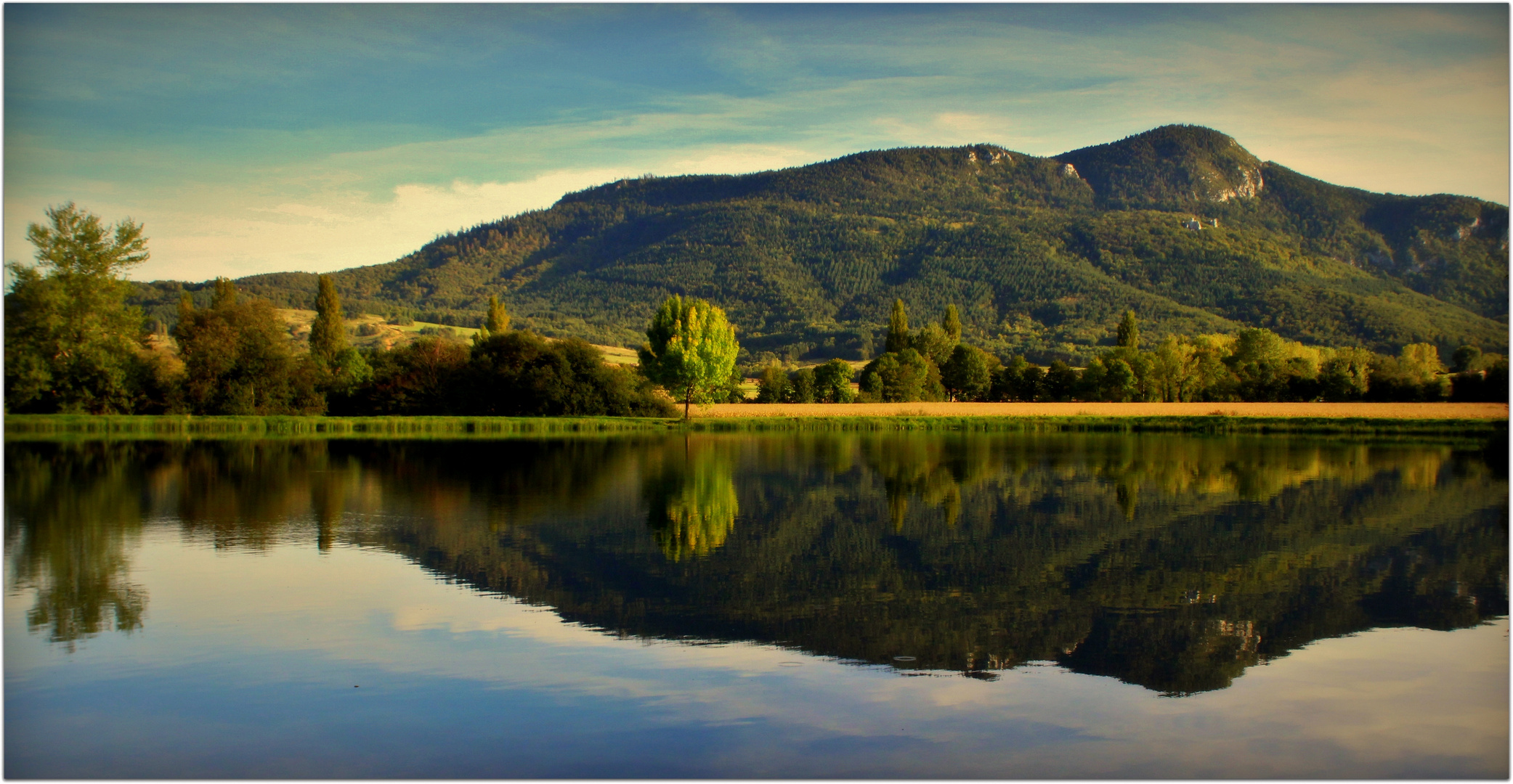 Lac de Puivert, Vallée de l'Aude, France 2012