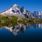 Lac des Cheserey mit Aiguille Verte, Les Drus and Grand Jorasses