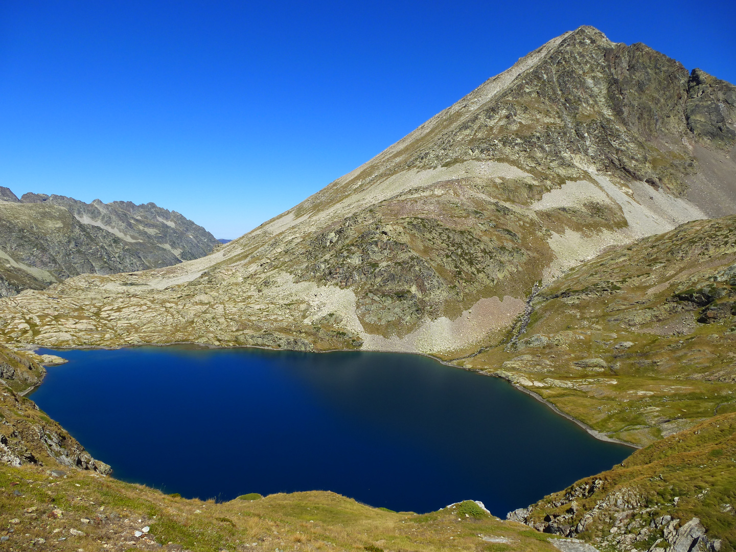 Lac d'Estom Soubiran (Hautes Pyrénées)