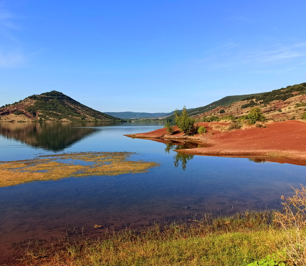  "Lac du Salagou" 