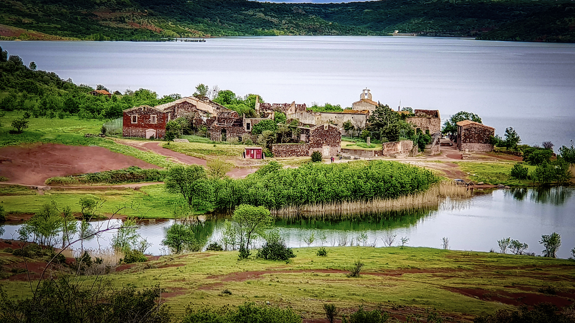 Lac du Salagou - Celles