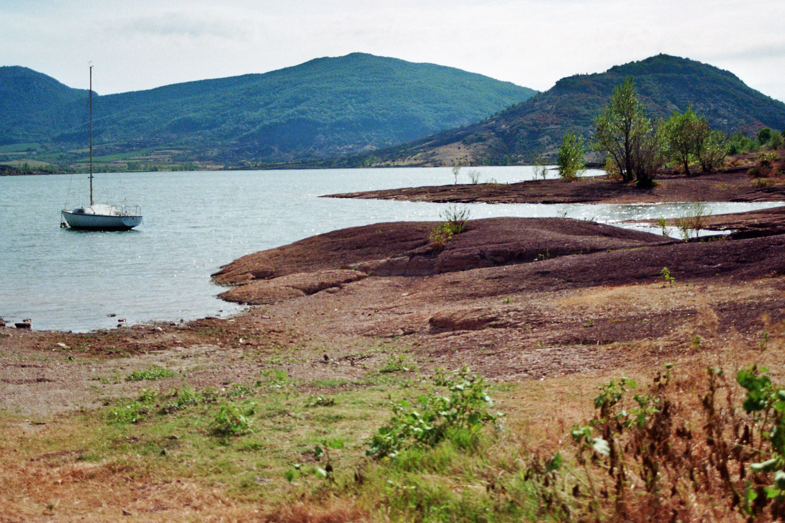 Lac du Salagou dans L'Herault