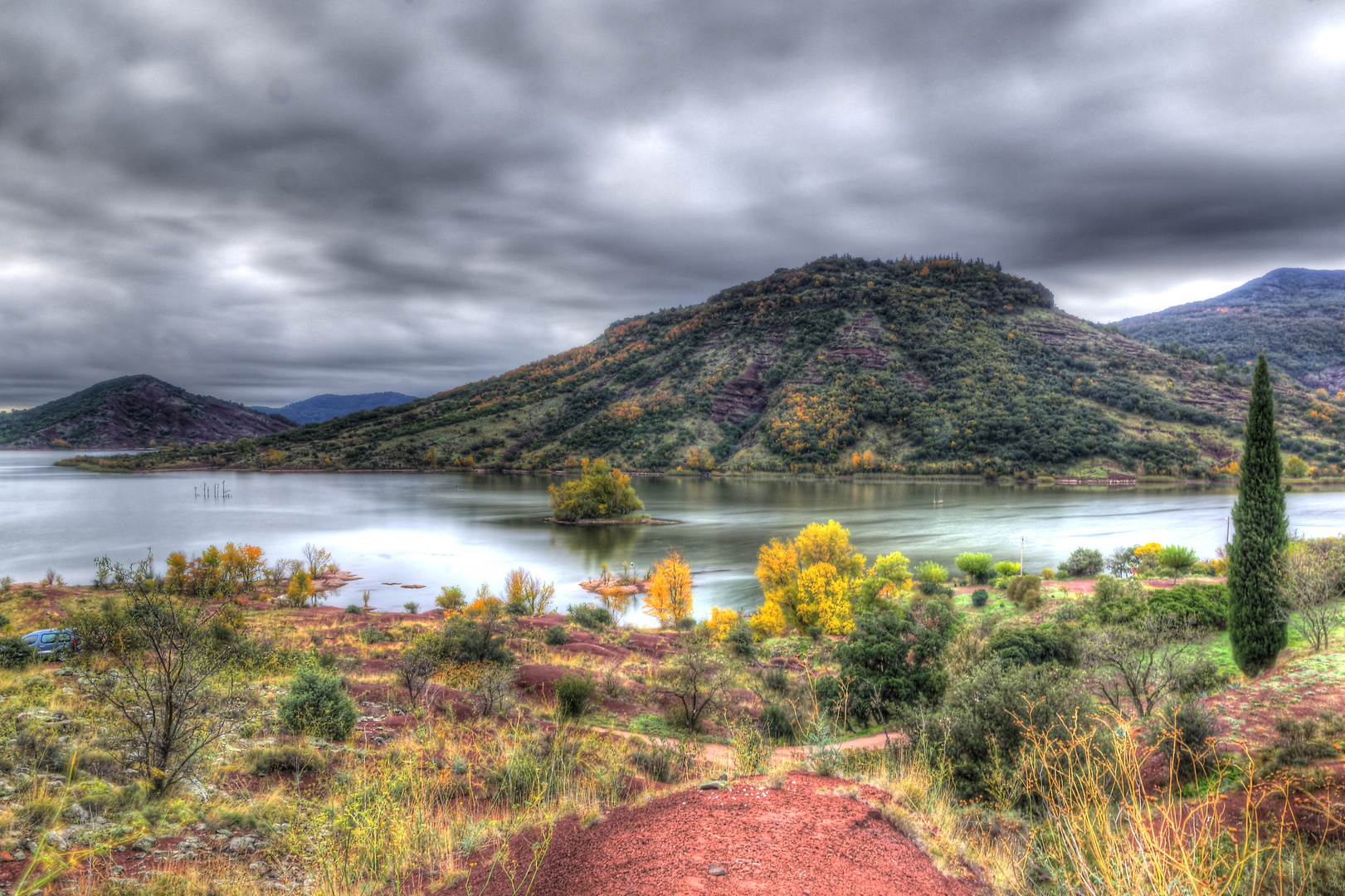 Lac du Salagou ( Hérault )