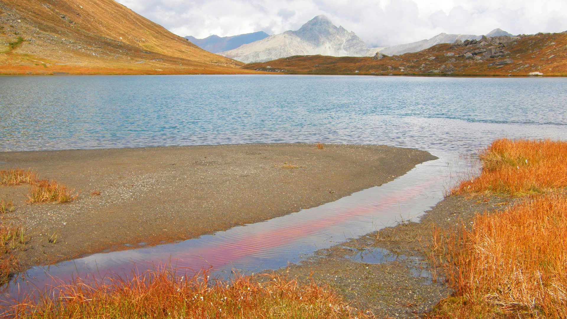 Lac Egorgéou 2394 m.