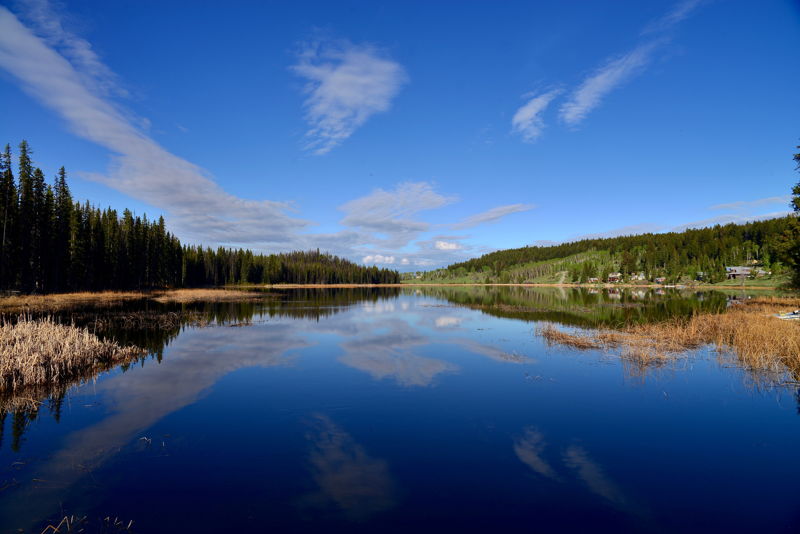 Lac Le Jeune at the morning