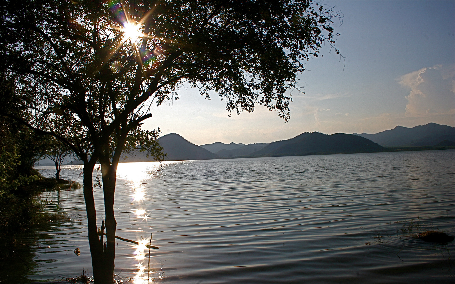 Lac - Mae Prachan Dam