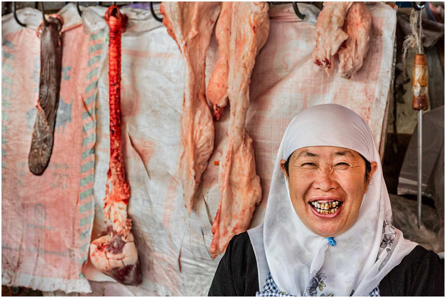 Lachen auf dem Rindfleischmarkt