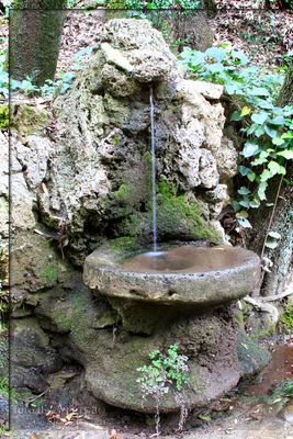 Laconi - Parco Aymerich - Fontanella