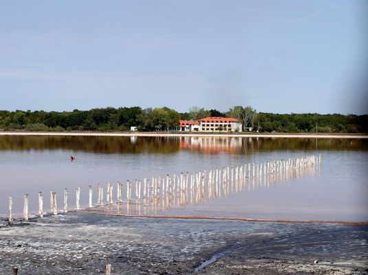 Lacul Sarat