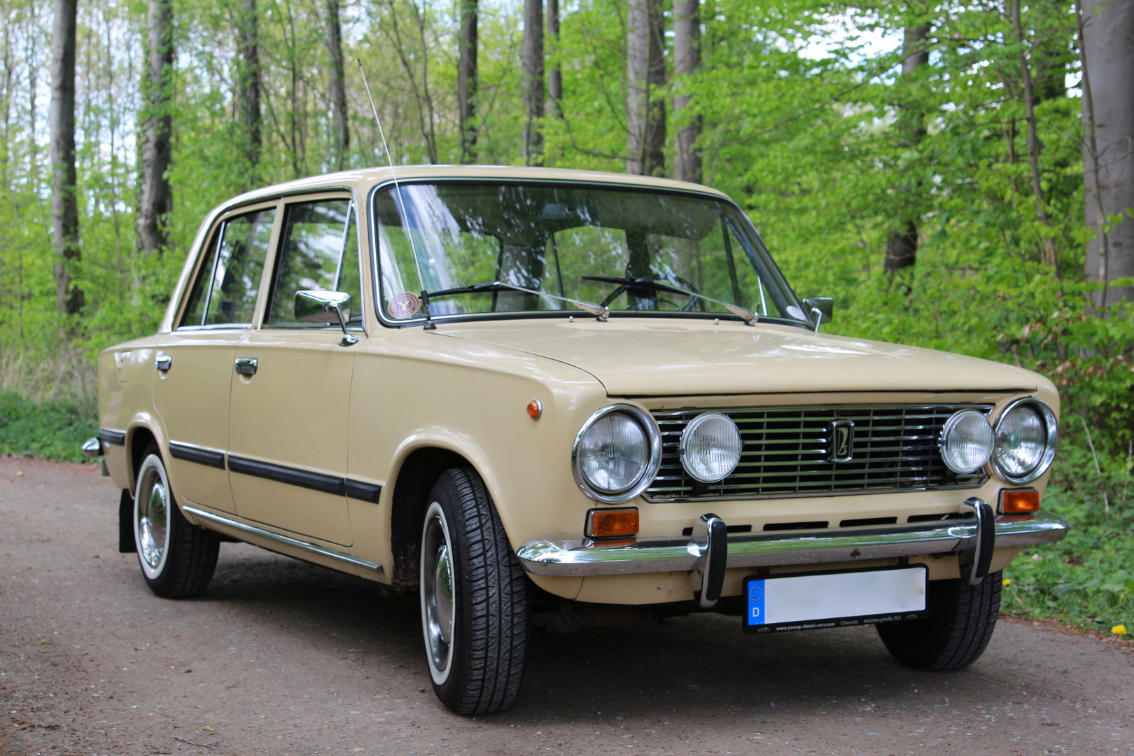 Lada Baujahr 77