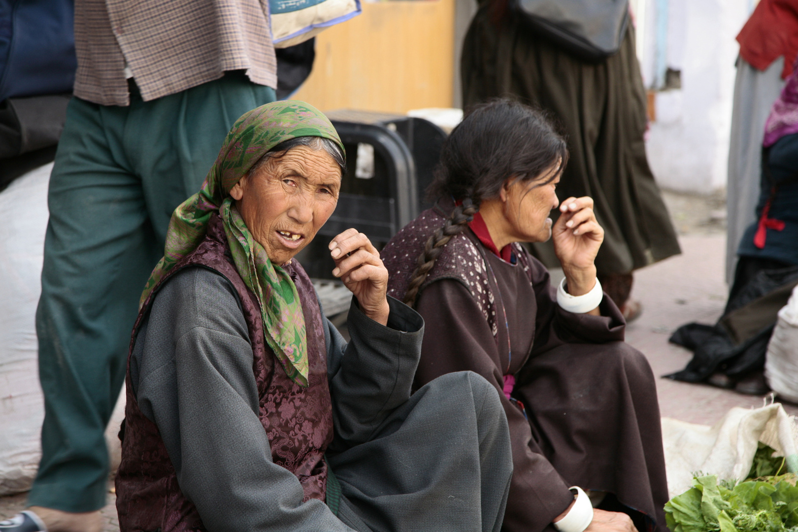 Ladakh Frauen von Markt (Archiv)