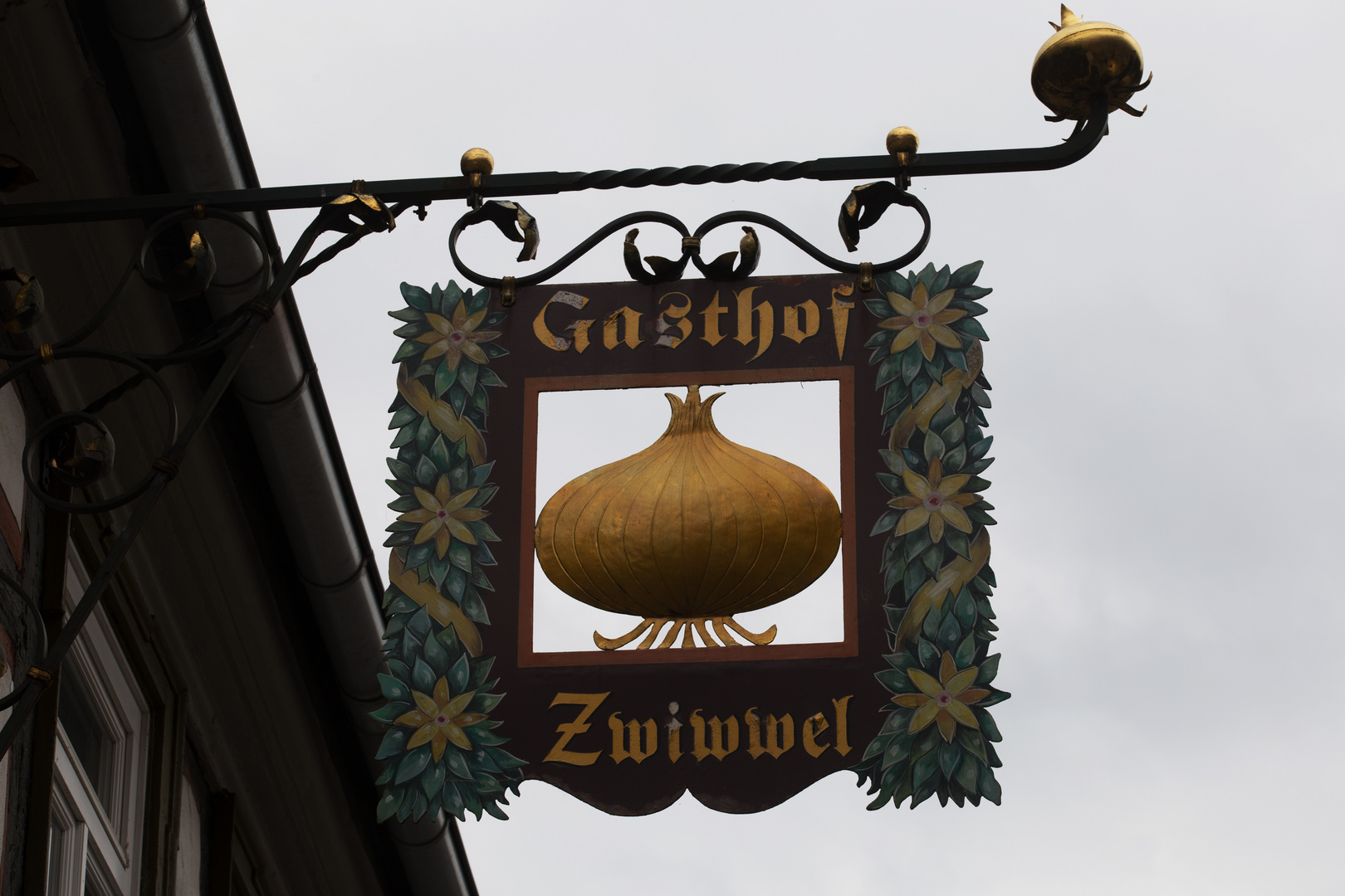 Ladenburg-Wirtshausschild Zwiwwel