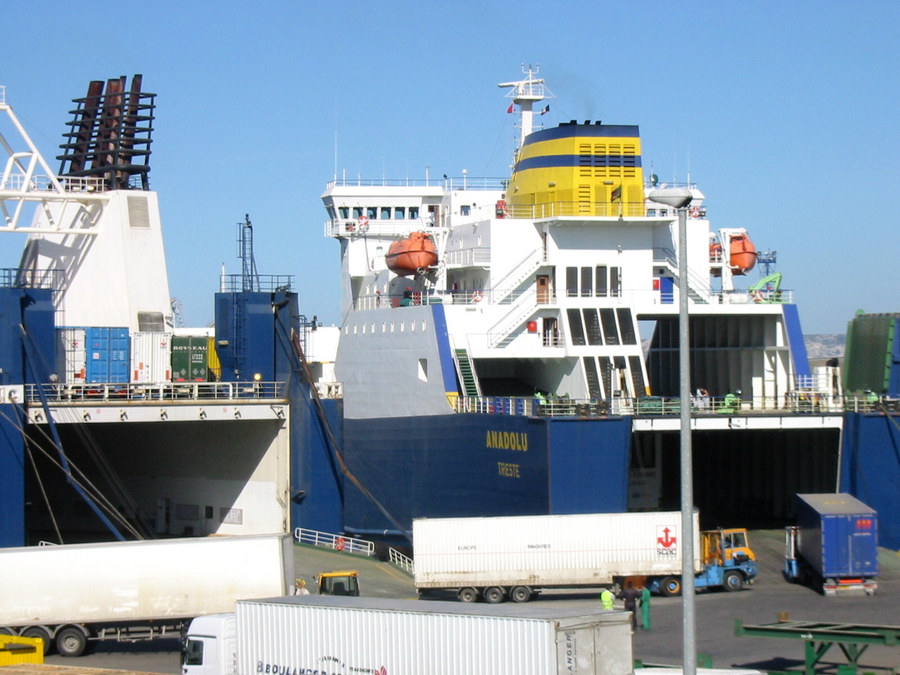 Ladezeit im Hafen