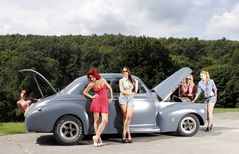 Ladies around the car ...