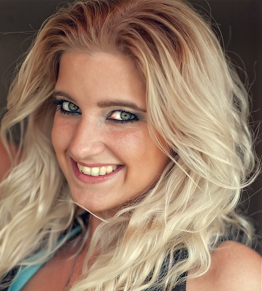 Lady in Blond Foto & Bild erwachsene menschen, menschen Bilder auf