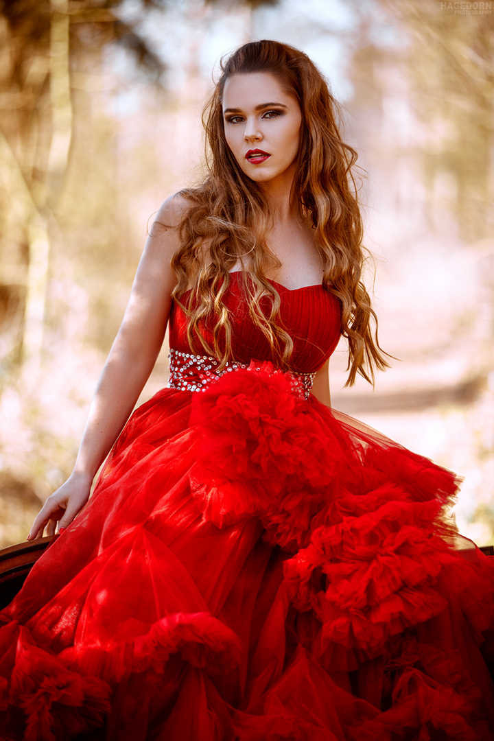 Lady in red