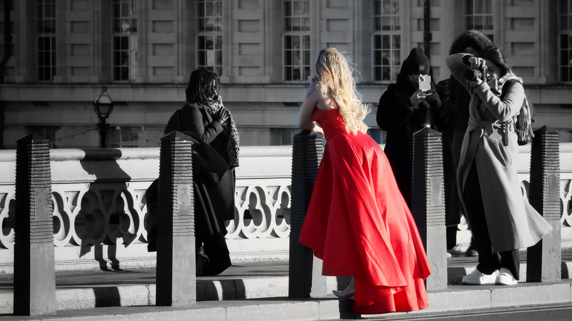 lady in red