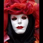 Lady in red ... Hallia Venezia