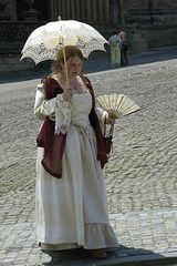 Lady mit Schirm