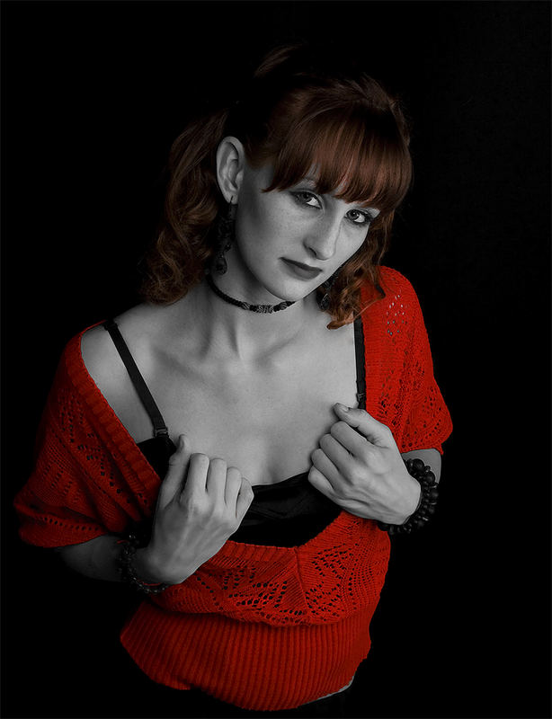 Lady Red 006