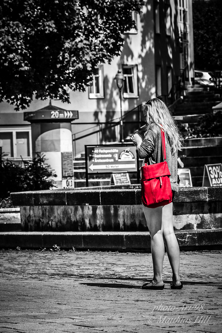 lady red bag