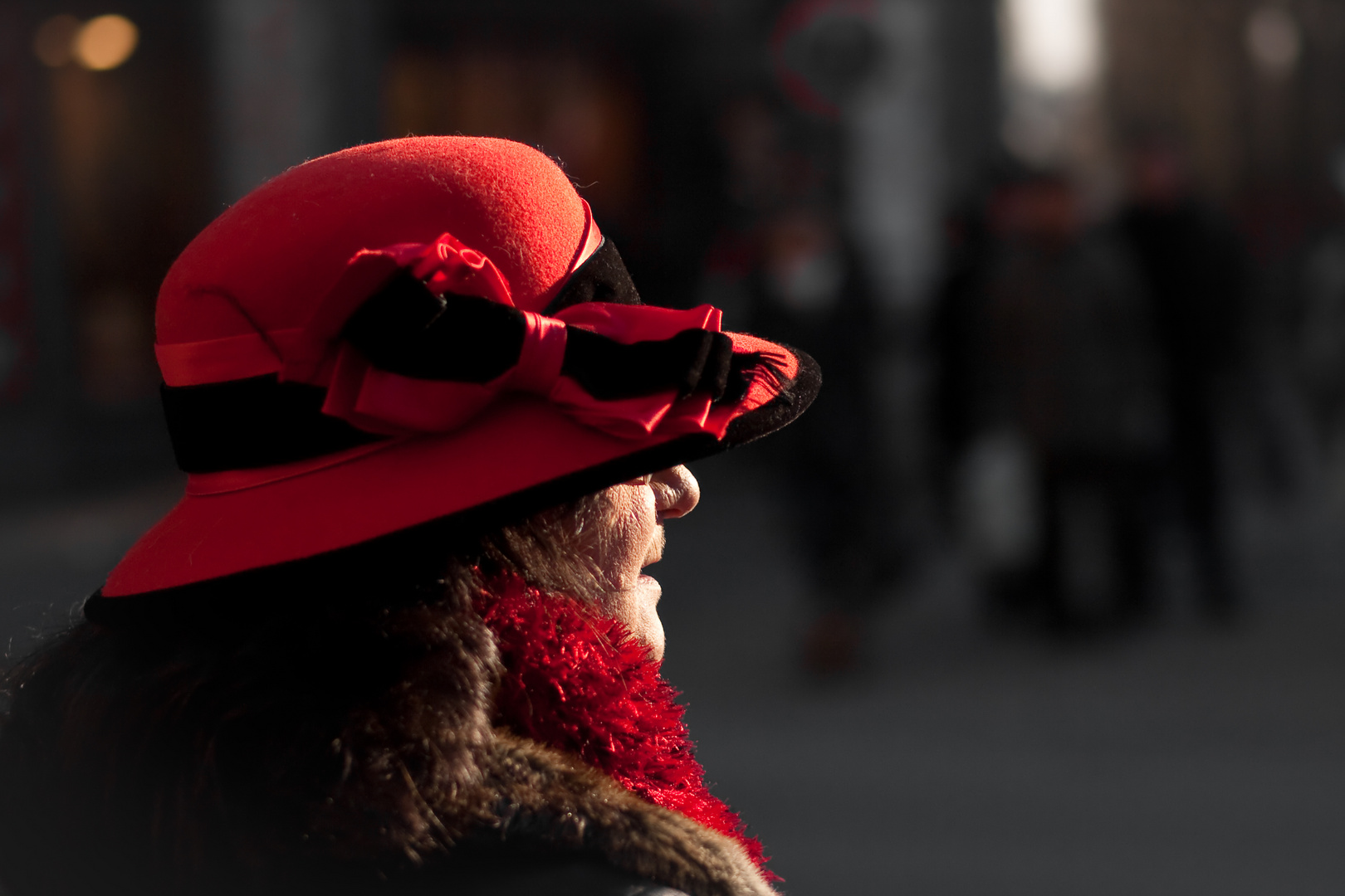 Lady with a red hat