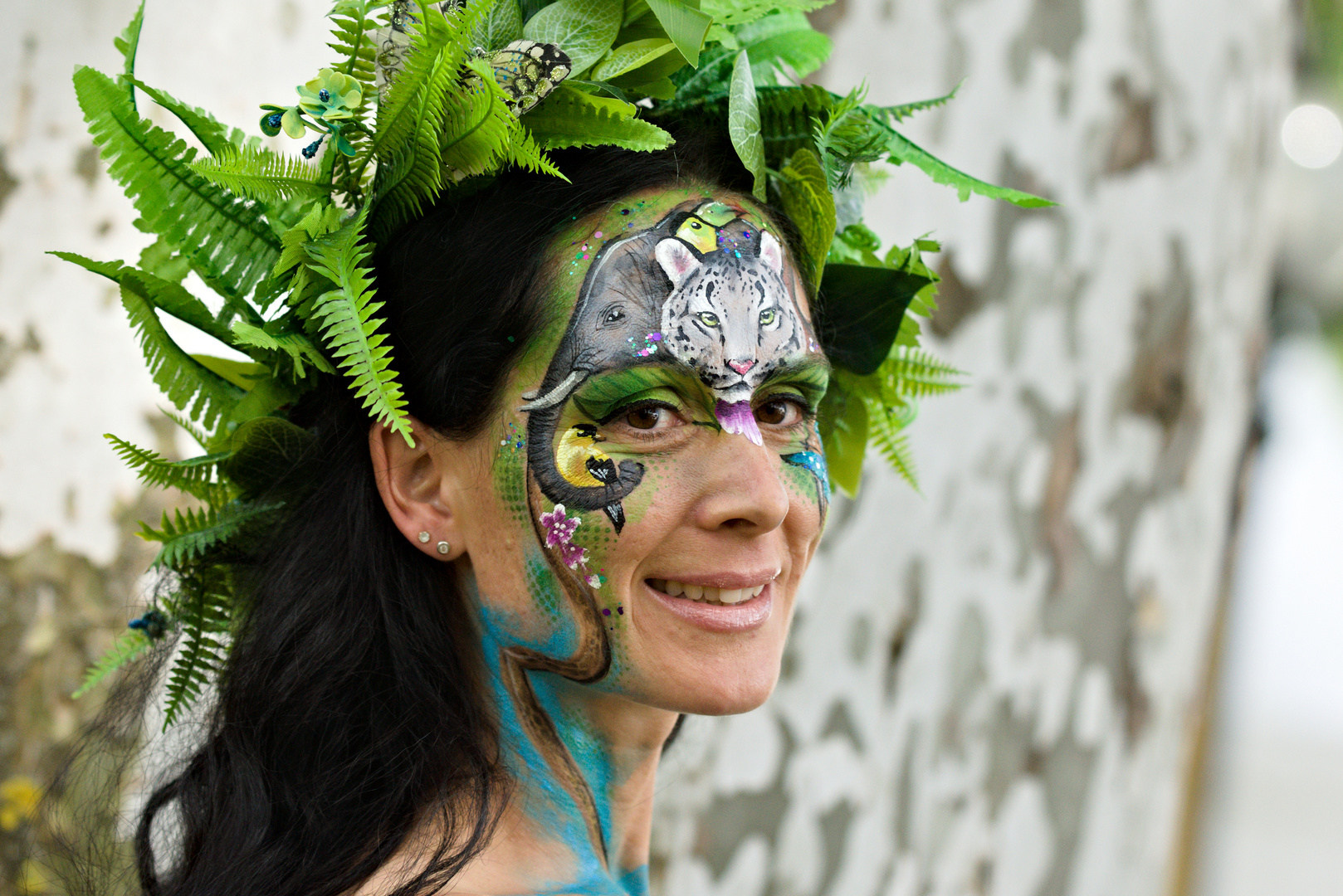 lady with fern and wild animals WBF 2019