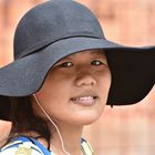 lady with hat 01
