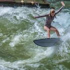 LadyPower in der Eisbachwelle