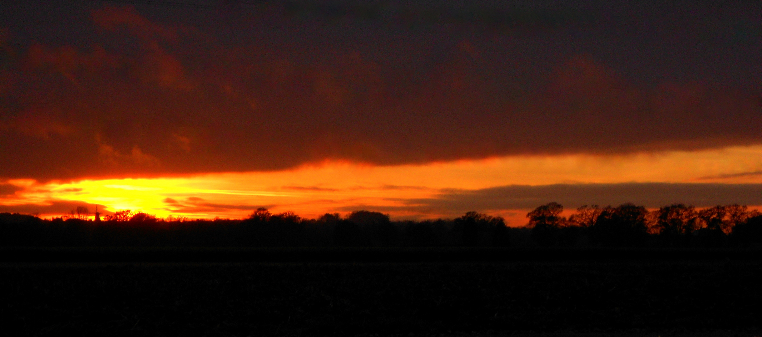 ländlicher Sonnenuntergang